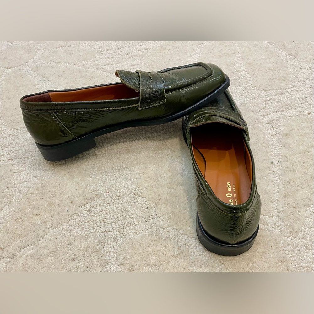 Ese O Ese (Spanish Brand) Olive Green Patent Leather Loafers. Size 9 (EU 40) - Picture 4 of 9